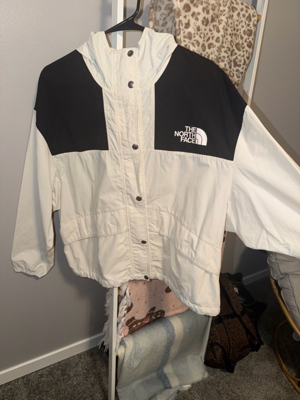 The North Face Two-Tone Hooded Jacket - White & Black